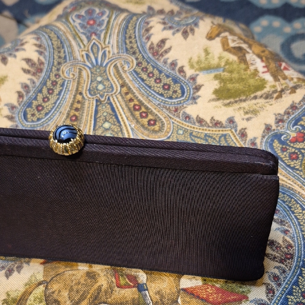 Vintage Dark Navy Clutch with Gold Accent - Picture 12 of 16
